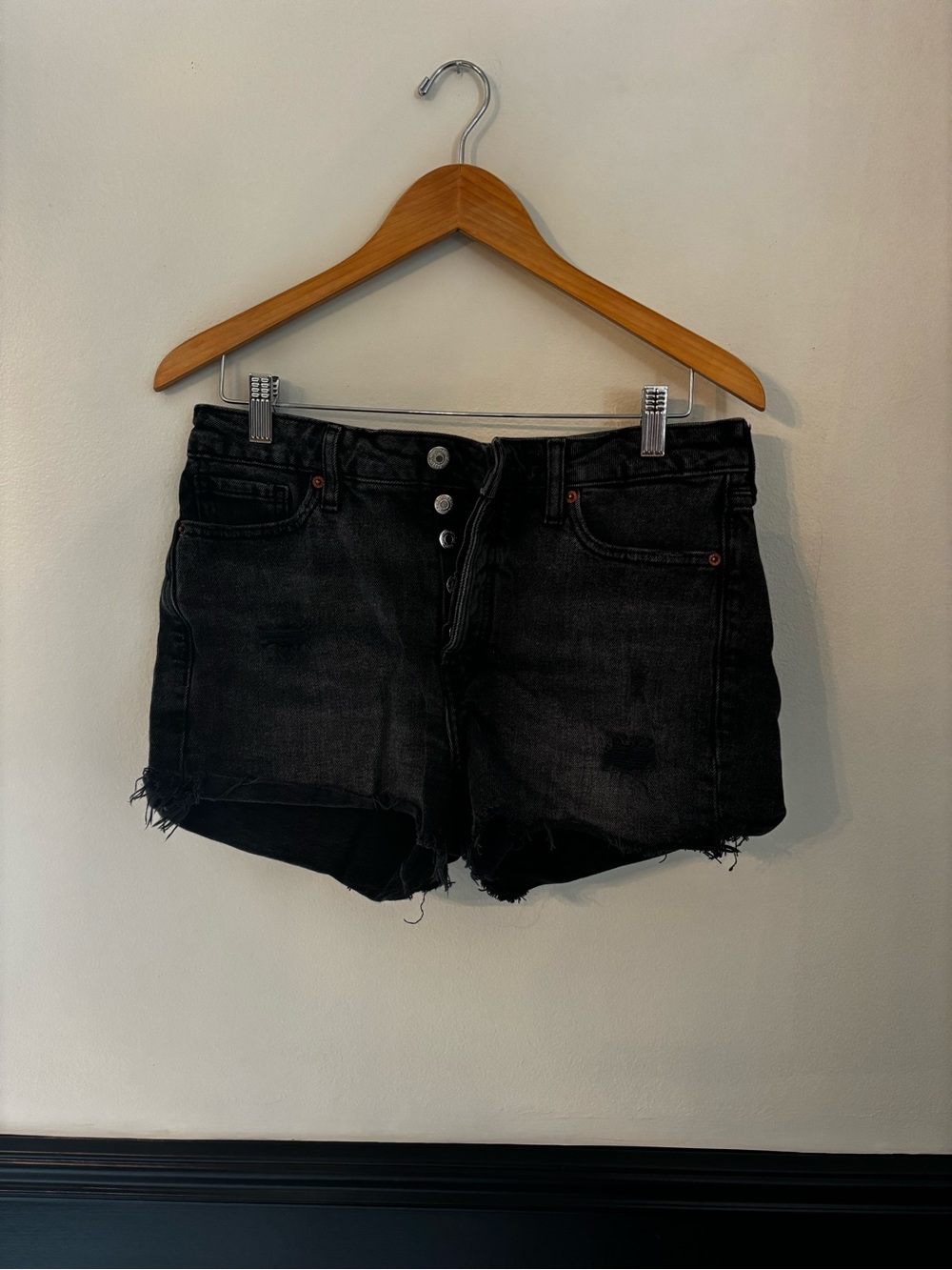 Women's Old Navy Black Denim Cutoff Shorts